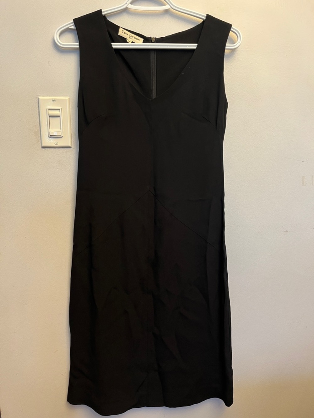 Tara Jarmon Black Sleeveless V-Neck Midi Dress